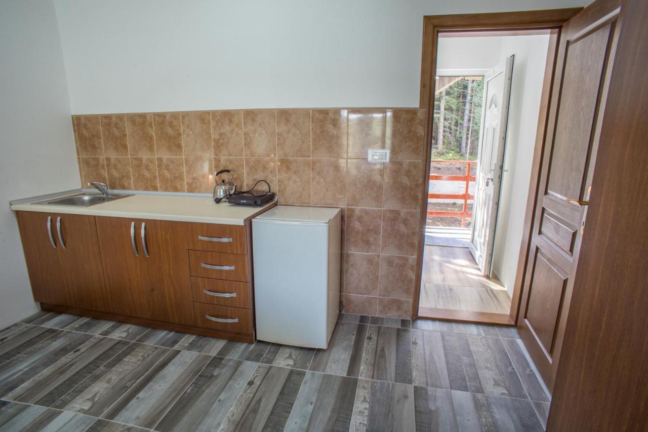 Apartmani Jezero Žabljak Exterior foto